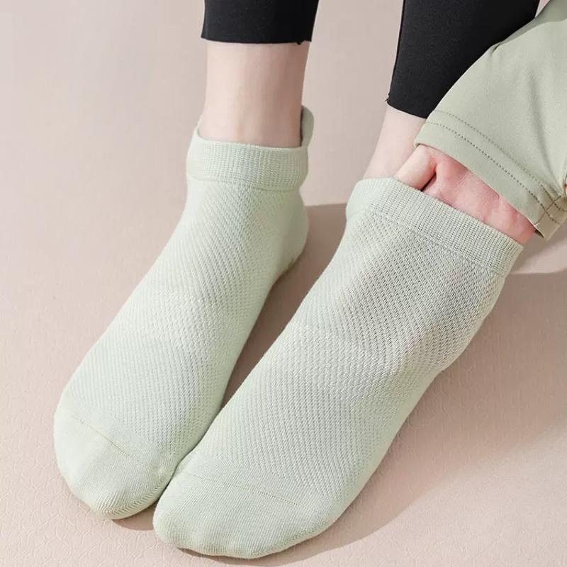 Solid Color Yoga Socks Women Cotton Thin Mesh Breathable Low Cut Short Socks Silicone Non-slip Ballet Pilates Dance Sports Sock