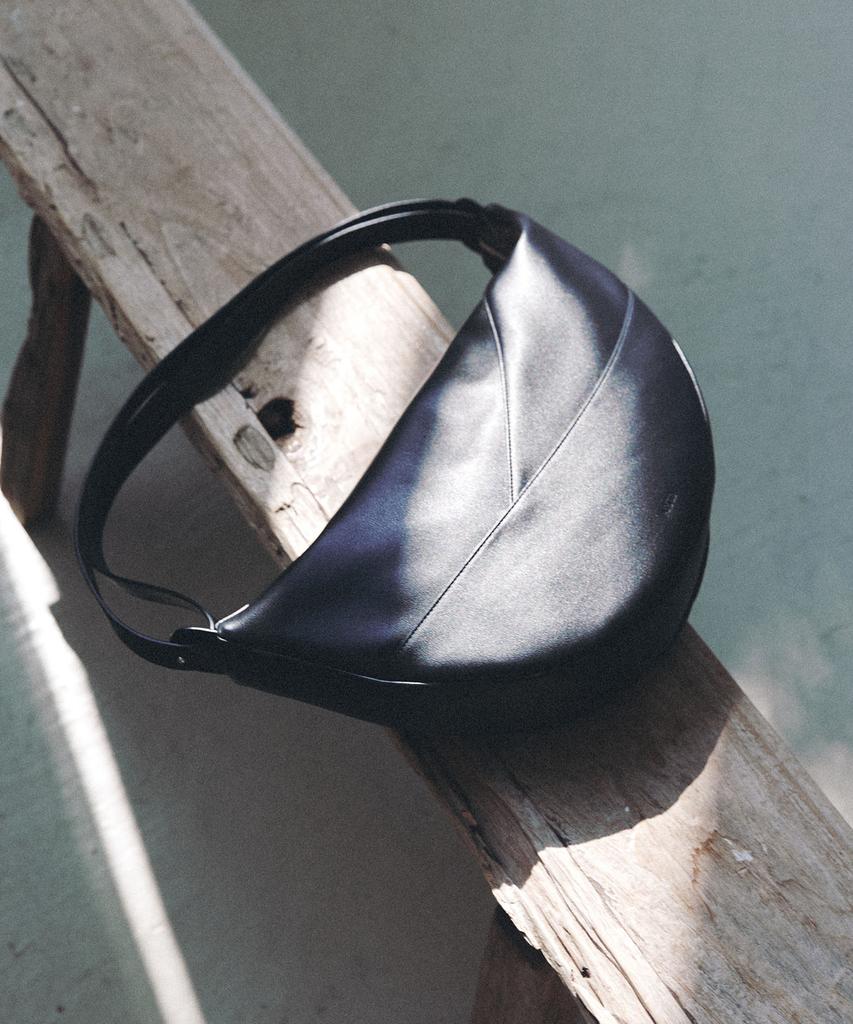 Artid Twiska Unbalanced Hobo_Black