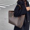 2025 Dames High-End Veelzijdige Tote: Grote Capaciteit Mode Pendelaar & Enkel Schouder Tas