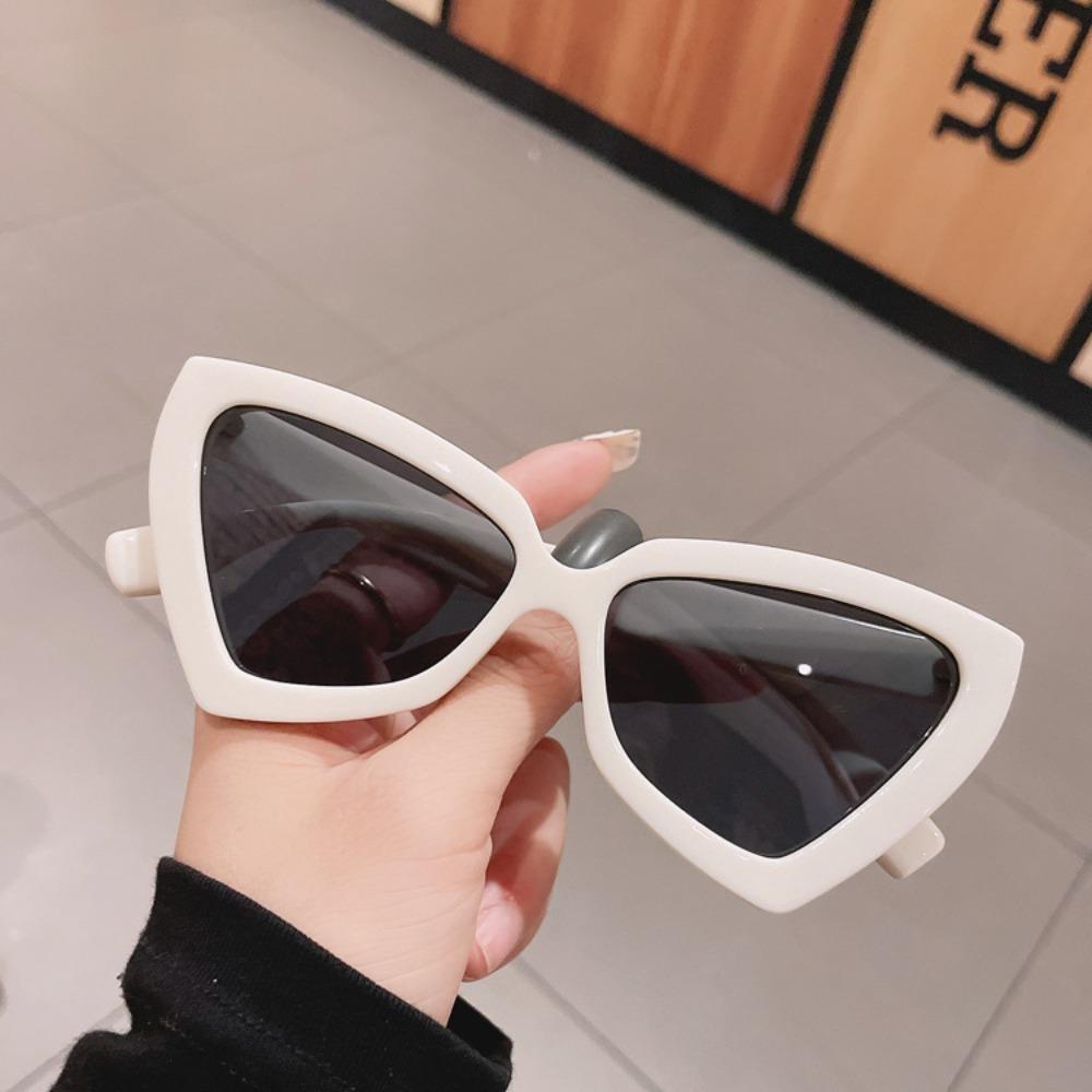 Vintage Luxury Cat Eye Sunglass Popular Designe Triangle Female Eyewear Large Frame UV Resistant Sun Shades Glasses