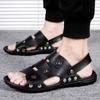 Sandales Homme Mode Deux Façons Claquettes Creuses Été Chaussures de Plage pour Homme Chaussures d'Extérieur Décontractées pour Homme Slides Antidérapantes Chaussures d'Intérieur pour Homme