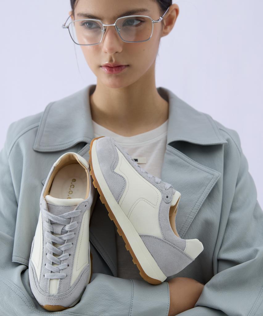 Ecoe 26 E.C.O.E Archiv Sneaker - Hellgrau