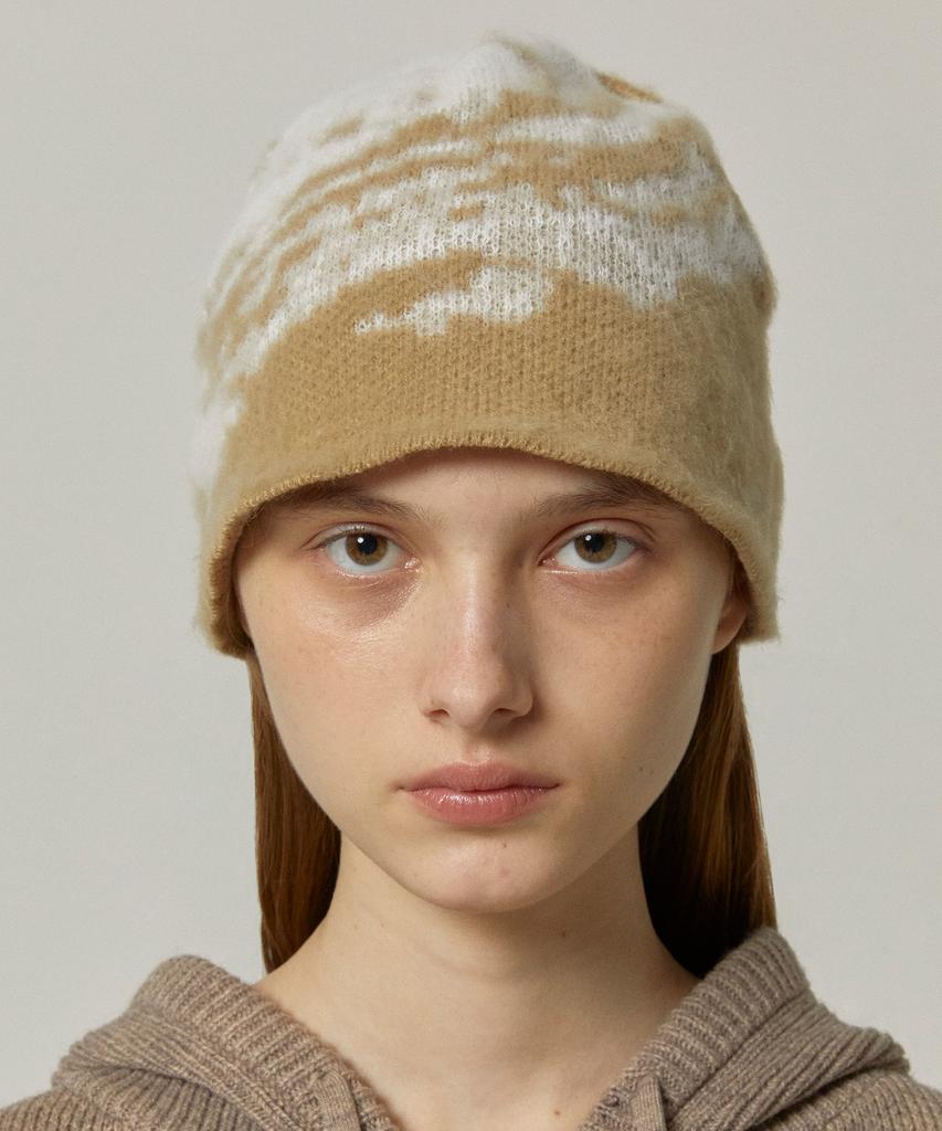 MILLO ARCHIVE Curve Jacquard Beanie [Beige]