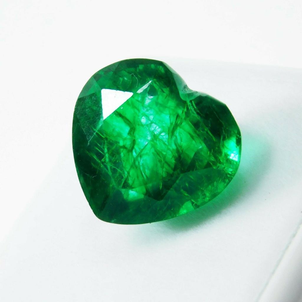 Natural Emerald Loose Gemstone 8 To 10 Cts Hear Shape for Jewelry Making and Gem Collections