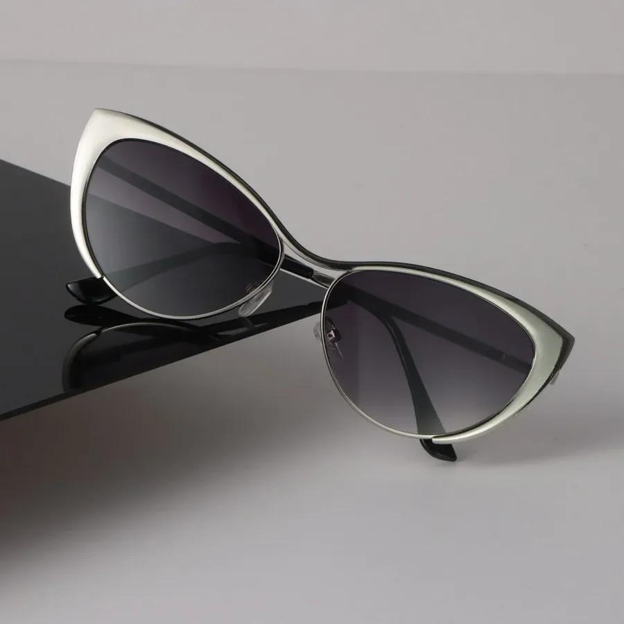 Retro Mirror Cat Eye Sunglasses Women Men Designer Sun Glasses Fashion Female Male Casual Colors