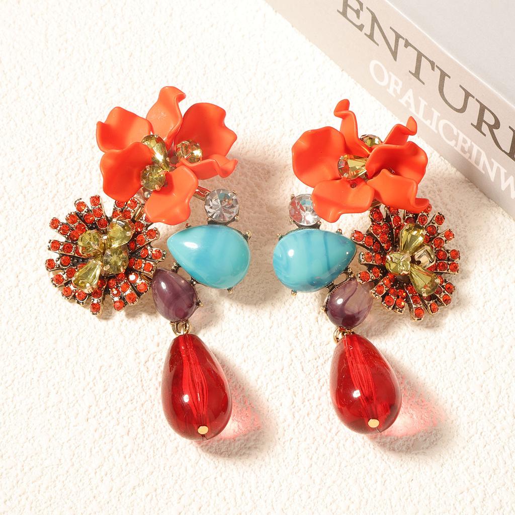Autumn and Winter New Retro Personality Exaggerated Versatile Flower Water Drop Long Earrings Heavy Industry Temperament