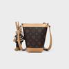 Mobile Phone Bag Autumn and Winter New Mobile Phone Bag Crossbody Bag Women's Bucket Bag Versatile and High-end Feeling Lightweight