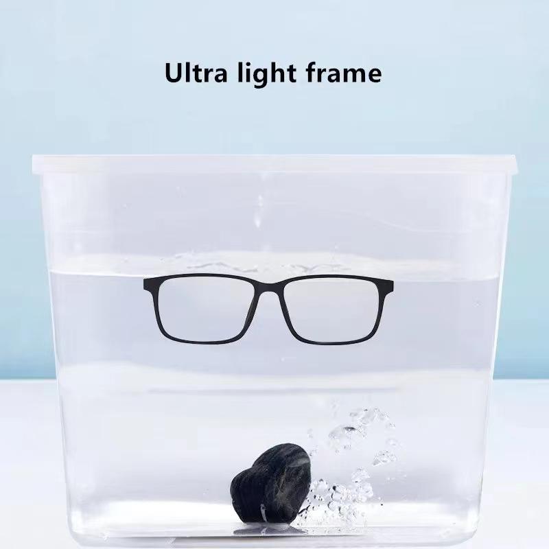 Super Light Titanium Square Glasses Frame Comfortable Rubber Eyewear Optical Prescription Glasses for Men and Women