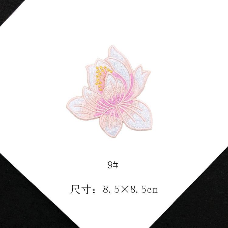 Custom Flowers 3 PCS Lotus Flower Embroidered Iron Clothes Patchwork Sticker Clothing DIY Stripes On Patches for Applique Badge