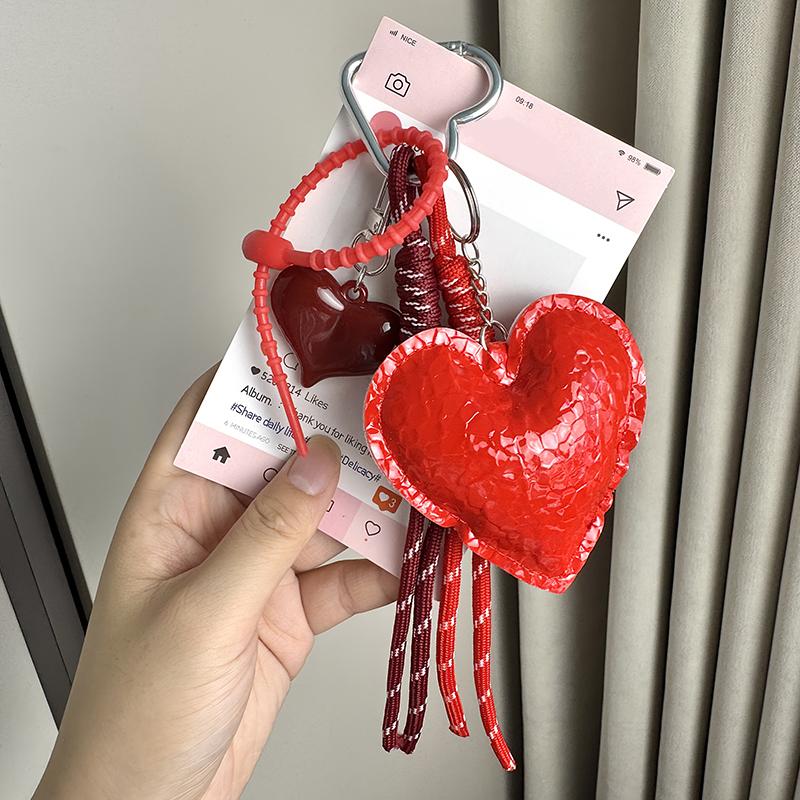 Yogodlns Trendy Faux Leather Heart Keychain Delicate Heart Bag Pendant Ornament Decoration For Charm Gift