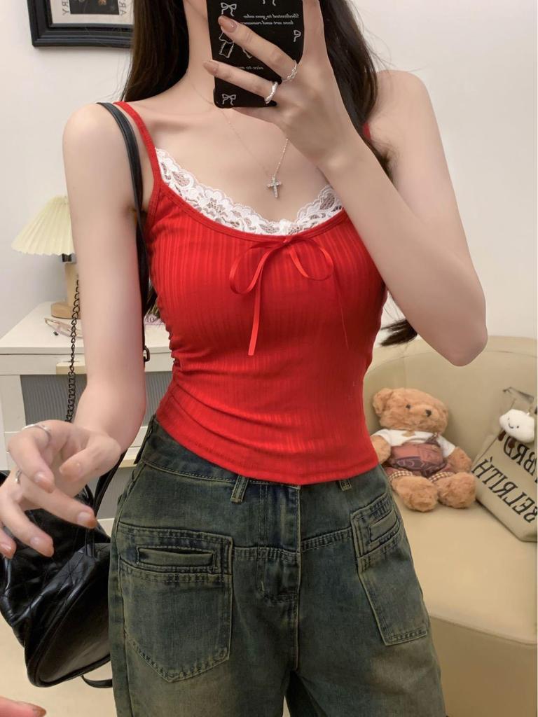 Lace Patchwork Ribbed Tank Top with Chest Pads and Slimming Fit for Women