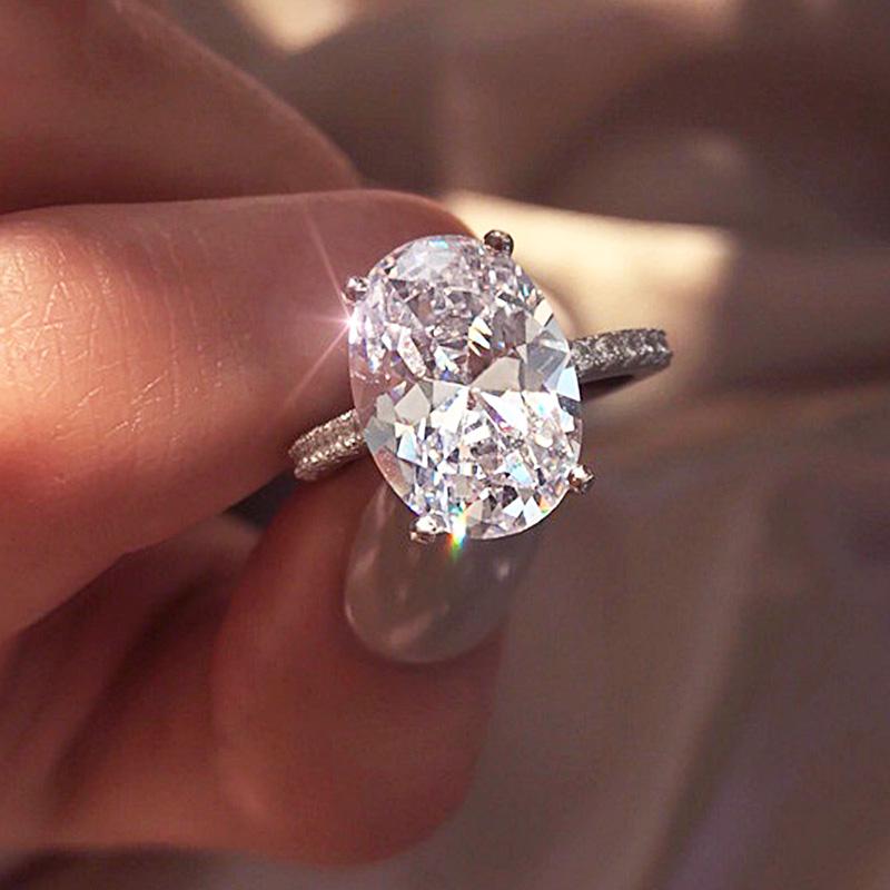 Ladies Fashion Big Rhinestone Wedding Ring Party Jewelry Girl Gift Glitter Jewelry