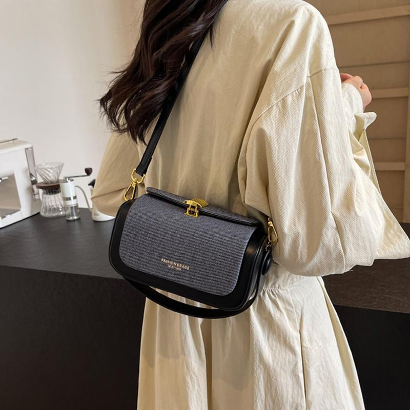 Stylish Vintage Mini Crossbody Bag with a Kiss Lock Featuring a Detachable Top Handle And a Square Design Perfect for Women KTY