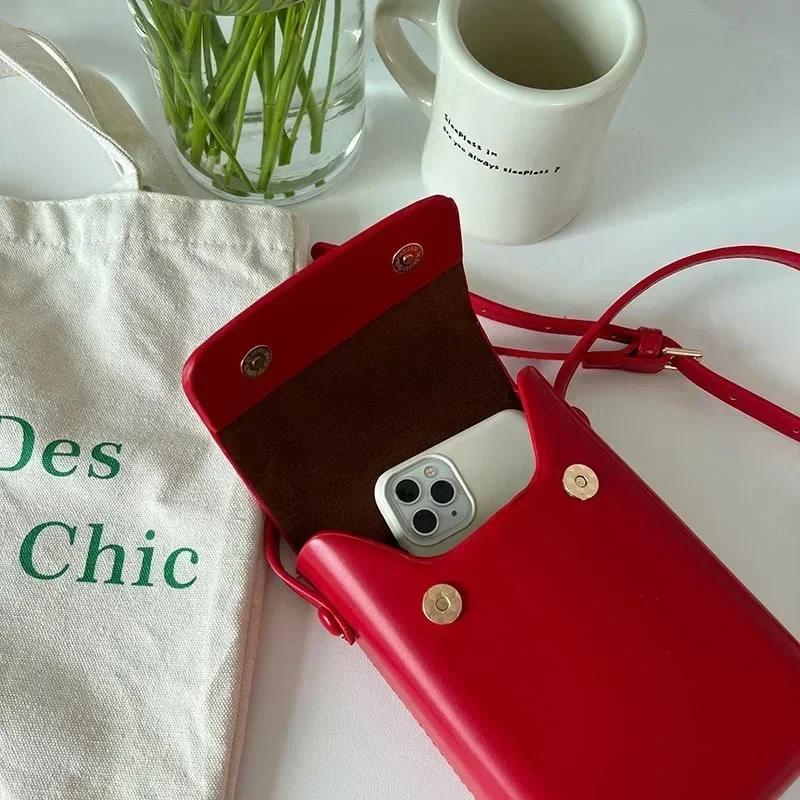 2024 Klappe Umhängetaschen Frauen Mini PU Leder Schulter Geldbörsen und Handtaschen für Mädchen Damen Telefon Einfache Solide Designer Tasche