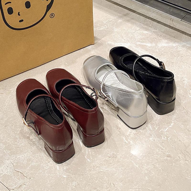 French Silver Small Leather Shoes Women's 2026 New Thick Heel Versatile Gentle Style with Skirt Square Head Mary Jane Single Shoes
