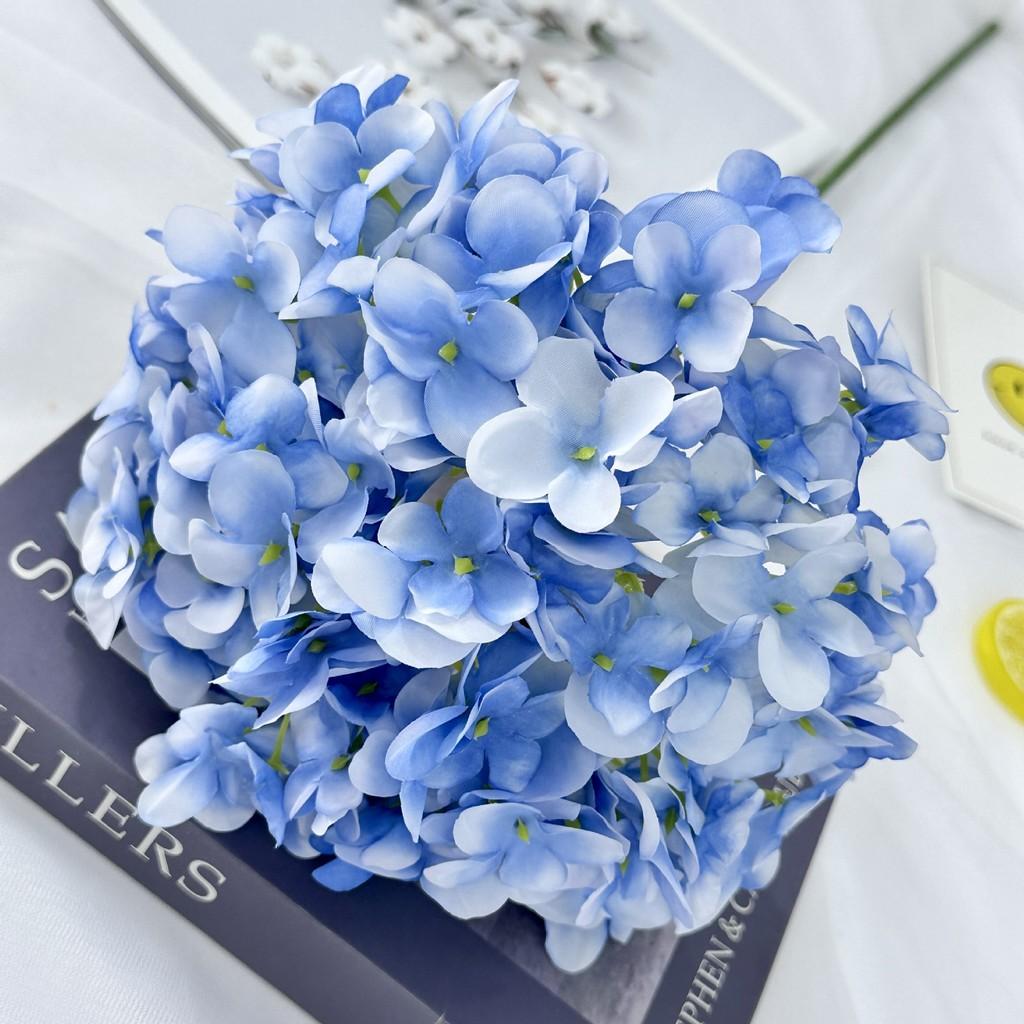 Silk Hydrangea Wedding Pathway Decor With Faux Flower For Celebrations And Photography