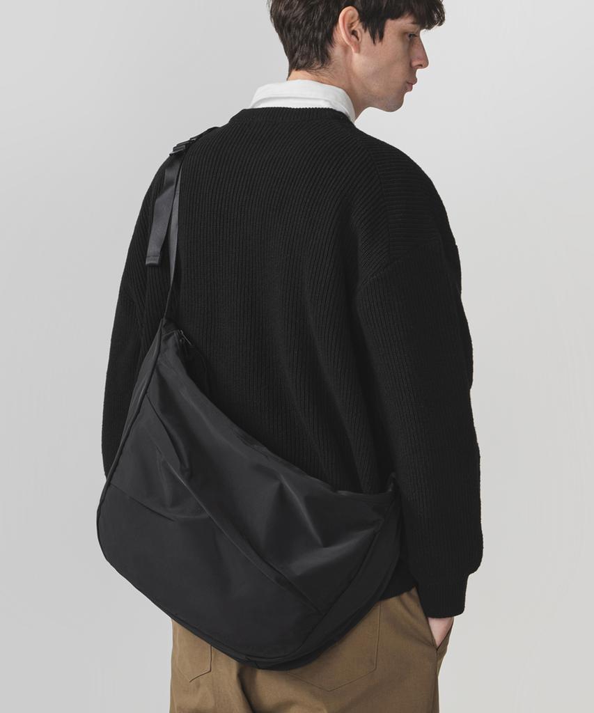 Beipril Messenger Bag (Black)