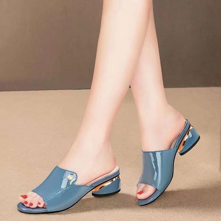 Slippers for Women 2025 Summer New Style Coarse Heel Soft Leather Cool Slippers Fashion Low Heel Slippers for Women