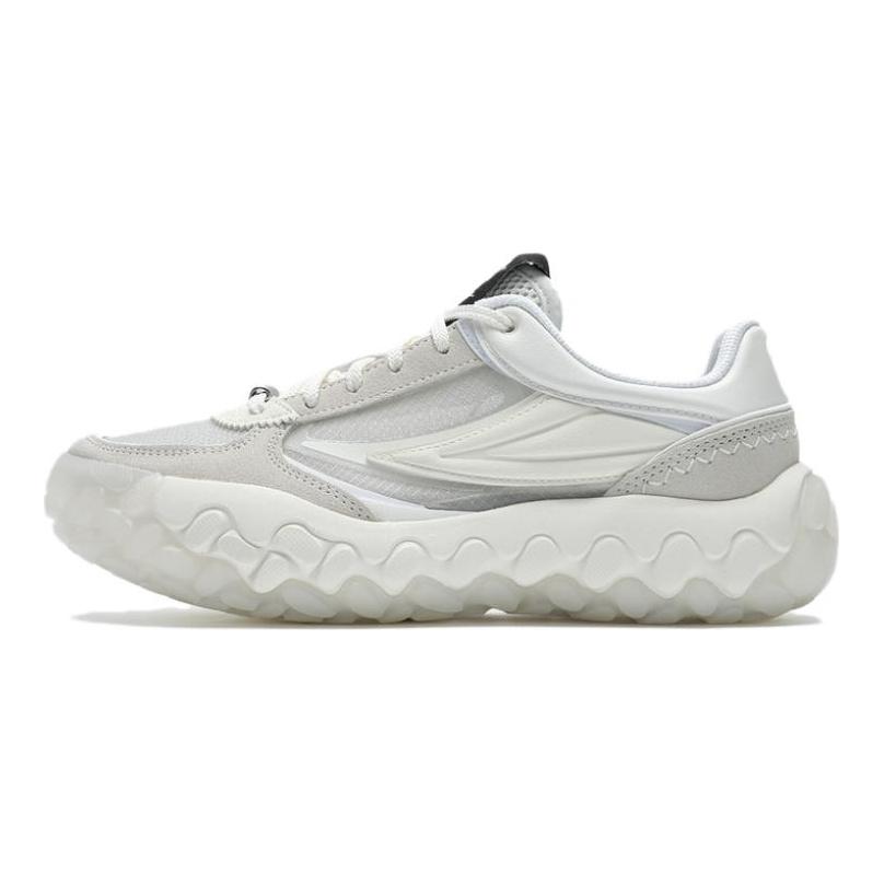 FILA Gara Abrasion Resistant Low top Running Shoes Women's White Gray F12W433201FSV
