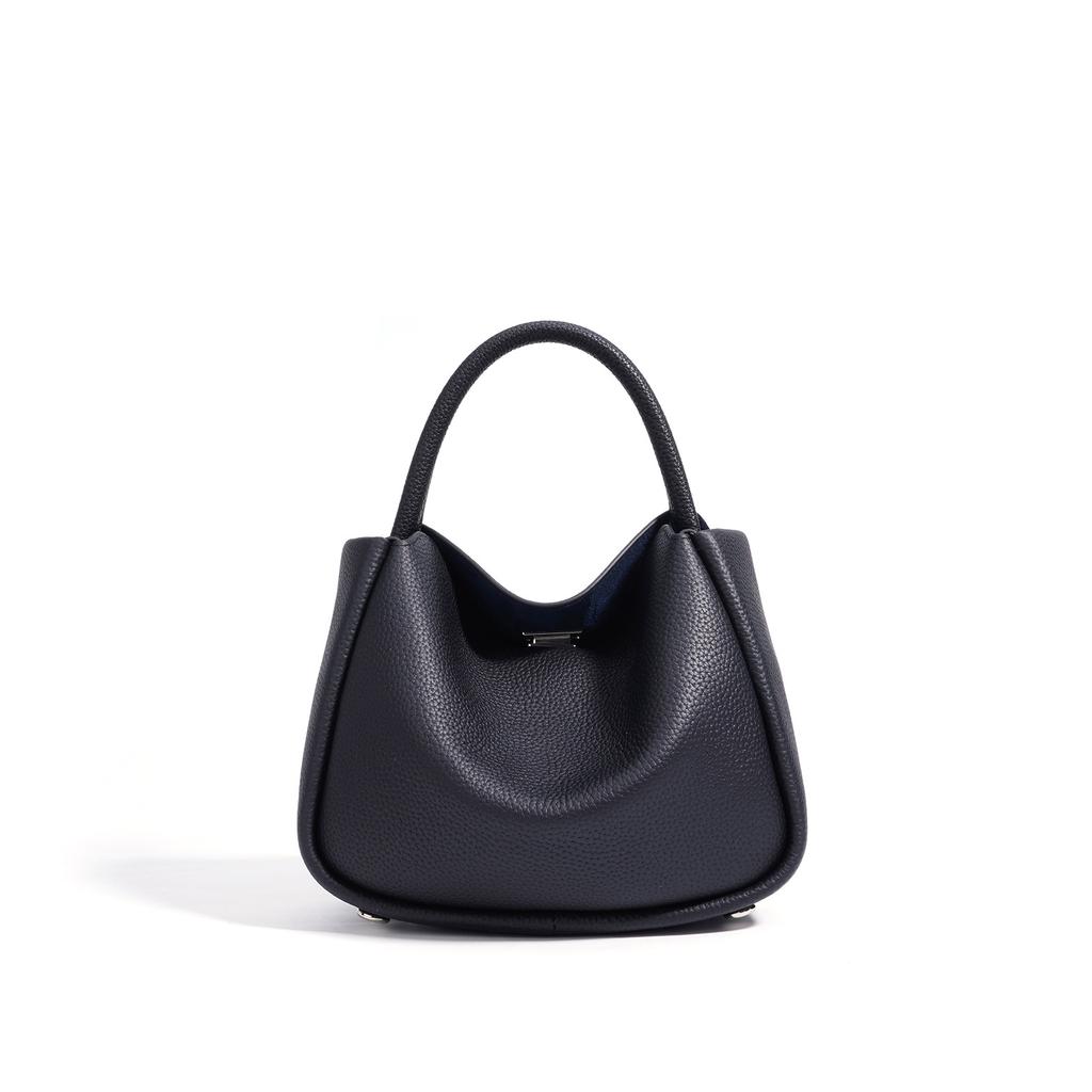 Spring Niche Personality Very Simple Shoulder Bag Versatile Commuting Armpit High-end Crossbody Bag Women's Bag