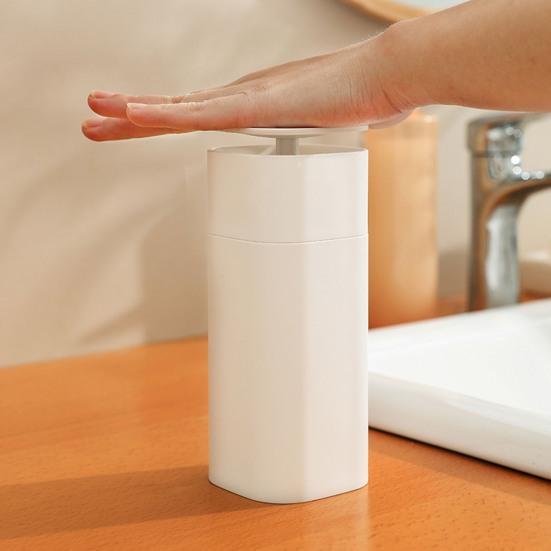 Bottle Labor-saving Leak-proof Refillable Portable Multi-use Nail Polish Makeup Remover Pumping Bottle