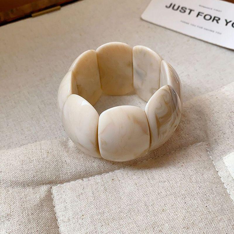 Exquisite Geometric Gradient Square Acrylic Bracelet - Unique High-End Jewelry