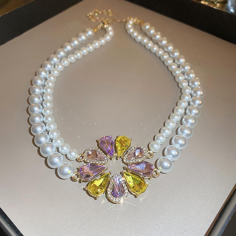 Fashionable Floral Geometric Necklace with a Light Luxury Style Sweater Chain and French Retro Accessories