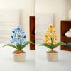 Färdig Handgjord Virkad Liljekonvalj i Kruka Heminredning Garnvävning Simulerad Blomma Skrivbords Bonsai