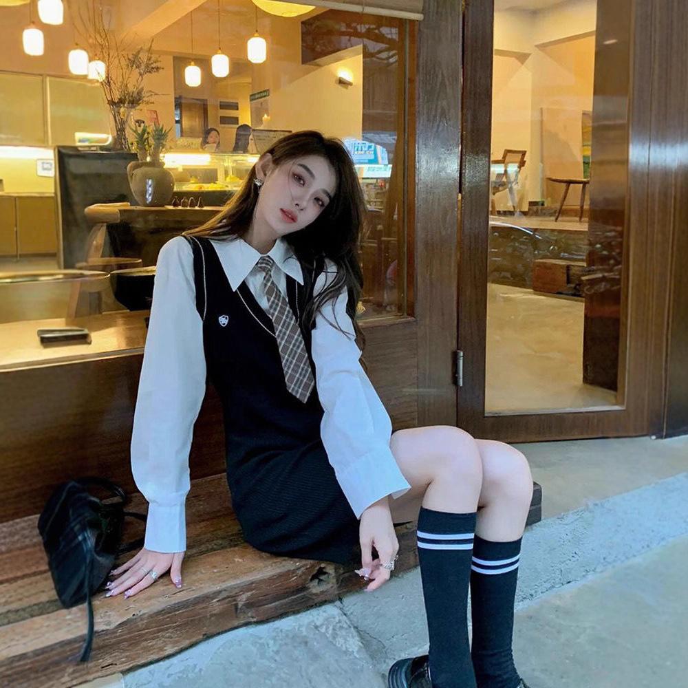 JK Uniform Fake Two-piece Set, College Style Hip Skirt, Spring and Autumn New Sweet Age-reducing High-end Dress