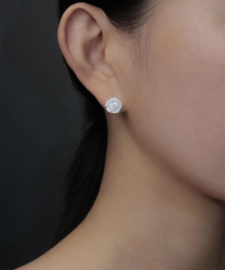 Loasi Rose Petal Trace Earring