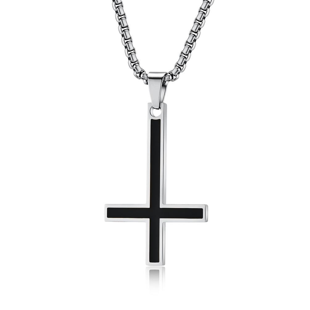 Minimalistický náhrdelník z titanové oceli s geometrickým designem, leštěný povrch