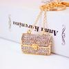 Porte-clés en cristal strass: Charm de sac élégant pour femme et pendentif en métal cadeau