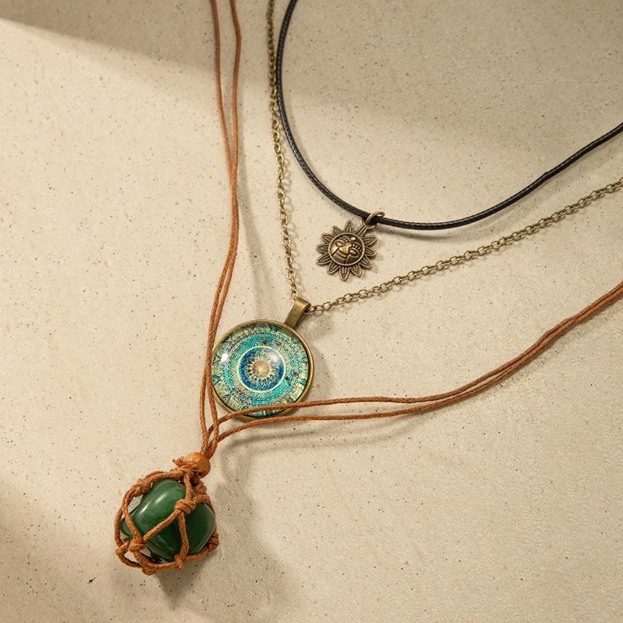 Niche retro design green crystal necklace natural turquoise pendant necklace women