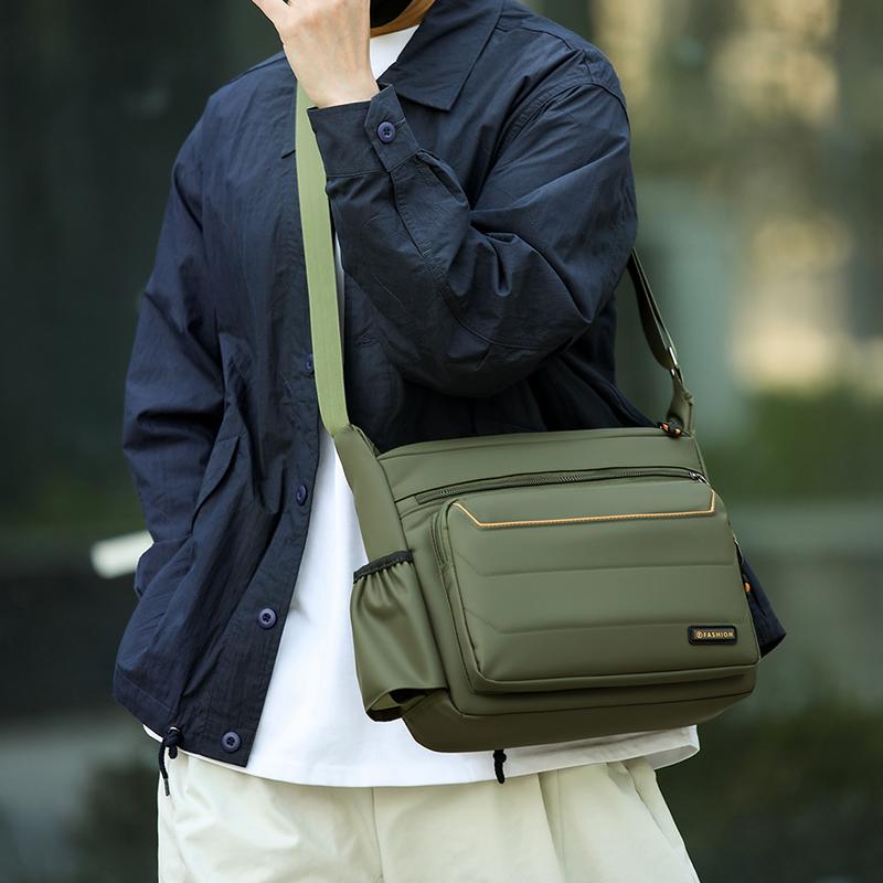 Minimalistische Herren-Schultertasche Große Kapazität Langlebige Herren-Umhängetasche Wasserdichtes Nylon Mehrere Fächer Lässige Herren-Tasche