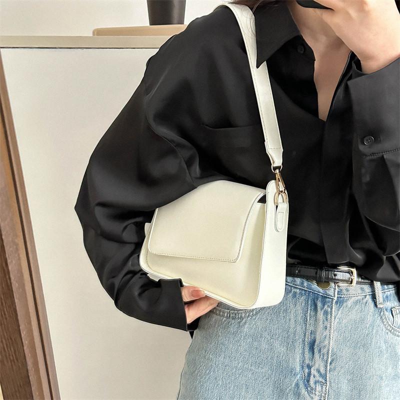 Stilvolle PU-Umhängetasche Elegante Einfache Quadratische Tasche Trendig Für Damen In Herbstfarben Schwarz Weiß Blau Khaki