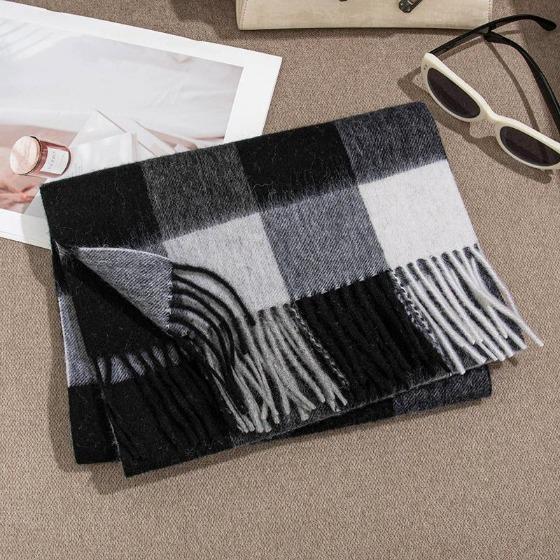 Plaid Scarf for Women 100% Wool Shawl All-Match Tassel Warm Comfortable Luxury Clothes New Fashion Autumn Winter Scarves