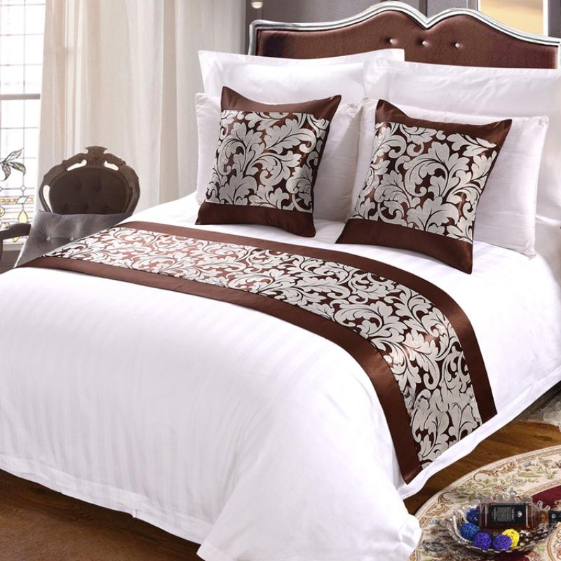 European Style Bed Runners Luxury Embroidery Bed Flag Throw Runner Wedding Room Hotel Home Decoration Bed Tail Towel Pillowcase