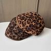 Cappello con Stampa Leopardata Retro Stile Hong Kong Indossabile al Rovescio Cappellino da Donna Primavera e Autunno Personalità Scamosciato Visiera Piatta Versatile Berretto