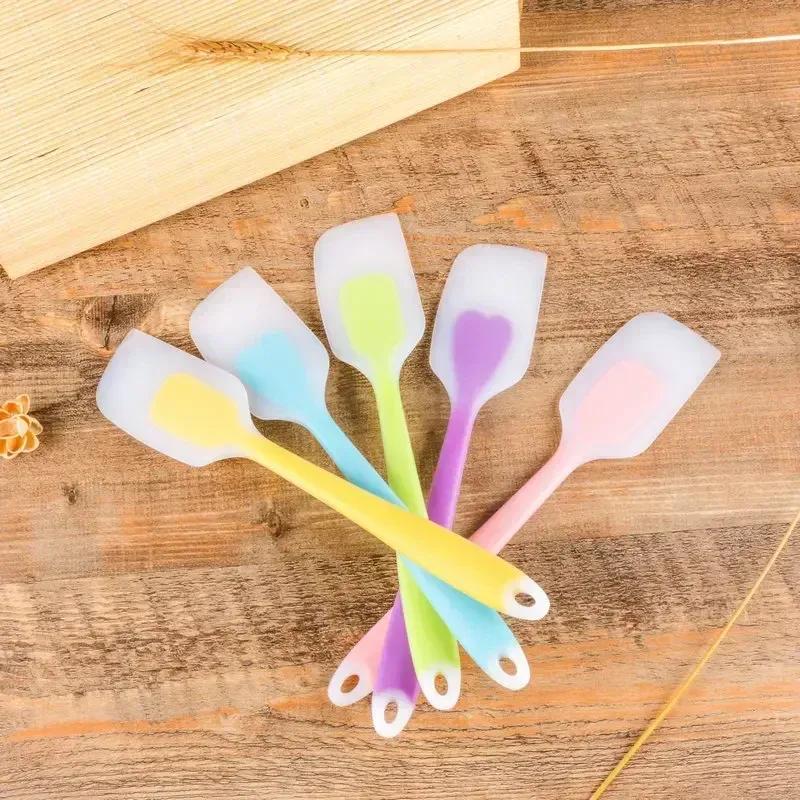 Silicone Spatula Cream Butter Cooking Baking Spatula Heat Resistant Utensils Scrape Decorator Translucent Kitchen Baking Tools