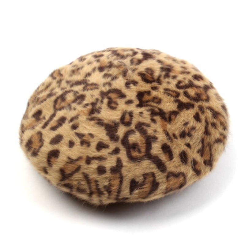 Universal chemistry Leopard Fur Beige Beret