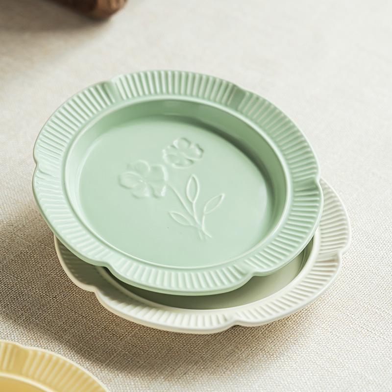 Creative Lace Edge Ceramic Plate Tableware Exquisite Household Fruit Salad Plate Practical Dessert Dim Sum Plate Vegetable Plate