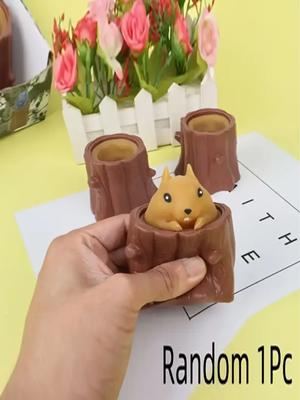 One Squirrel Stump Pressure Release Squeeze Toy - Durable Plastic Vent Sensory Tabletop Pen Holder Pinch Pinch Relief Toy