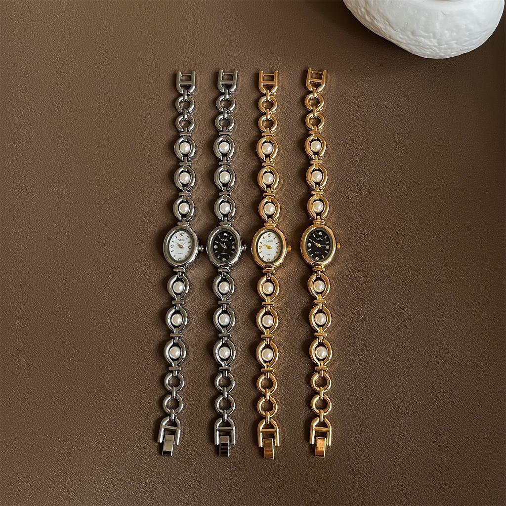 Middeleeuwse Chinese Stijl Retro Parel Armband Horloge Niche Ontwerp Hoge Kwaliteit Licht Luxe Verfijnd Quartz Horloge