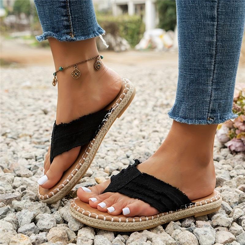 Fashion Stitching Womens Flatbottomed Flipflops Mustedge Cliptoed Beach Shoes Fisherman Sandals