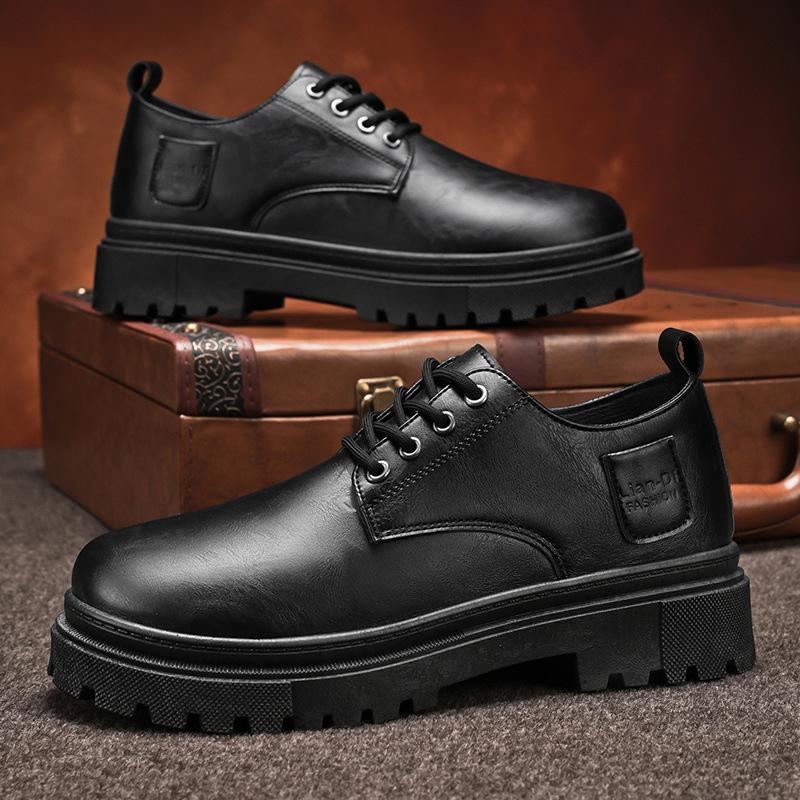 Nieuwe Heren Leren Schoenen in Lente Modetrends en Veelzijdige Britse Stijl Herenschoenen Dikke Zool Lage Top Casual Schoenen