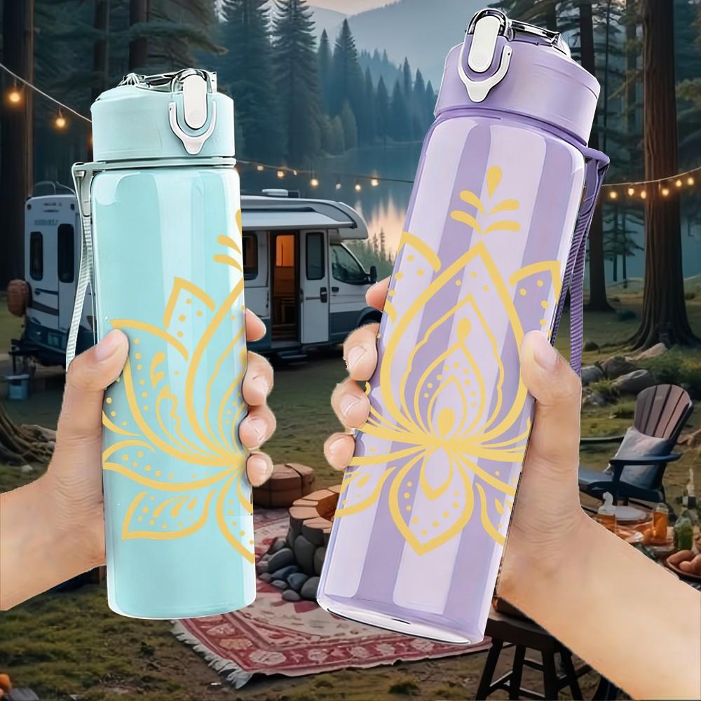 1PC Simple Golden Lotus Bloom 750ml Color Plastic Sports Water Bottle Leakproof Flip Straw Lid Suitable for Sports Office Home Use