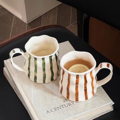 Ins creatieve gestreepte mok Scandinavische high value niche keramische beker retro huis koppel koffiekopje cadeau
