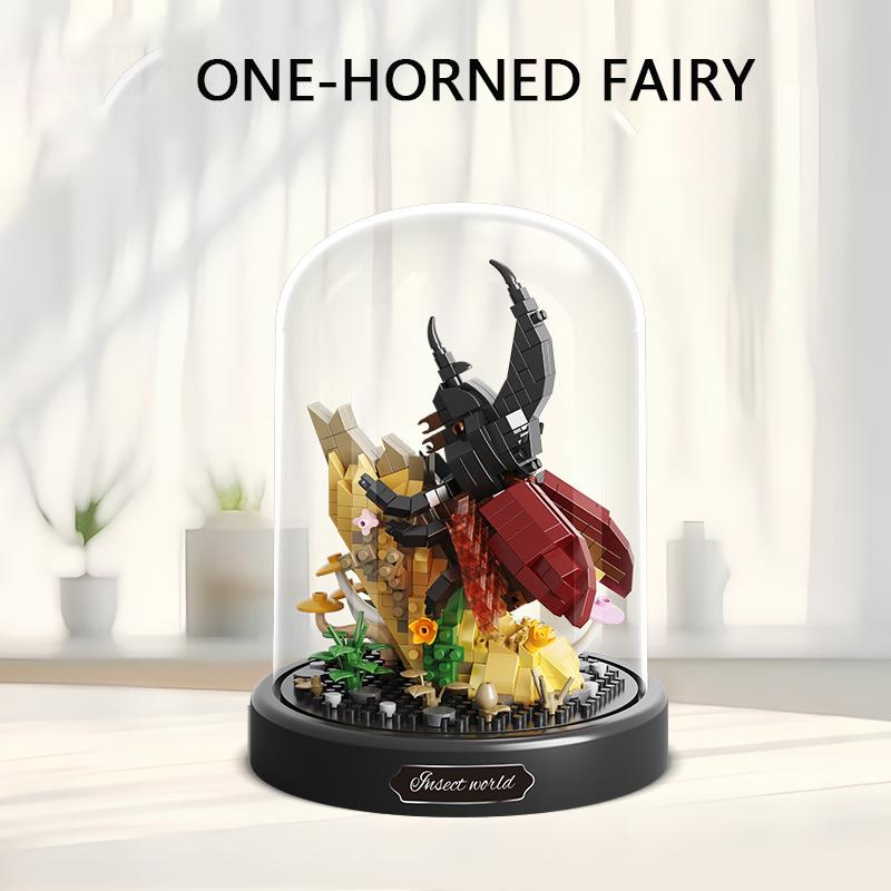 Creactive Mini Particles with Dust Cover Toy Building Blocks Bee Butterfly Dragonfly Mantis Insect Series Desktop Decoration