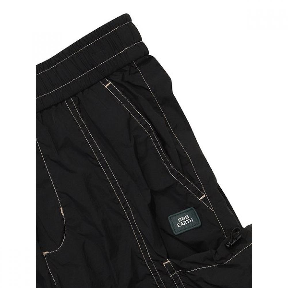 Bbc Earth 3d Pocket Half Pants Black