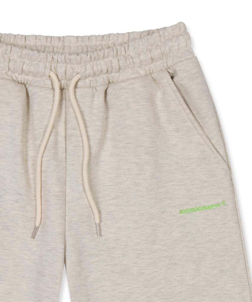 ICONOGRAPHY Oversized Training Shorts Oat (B Type)